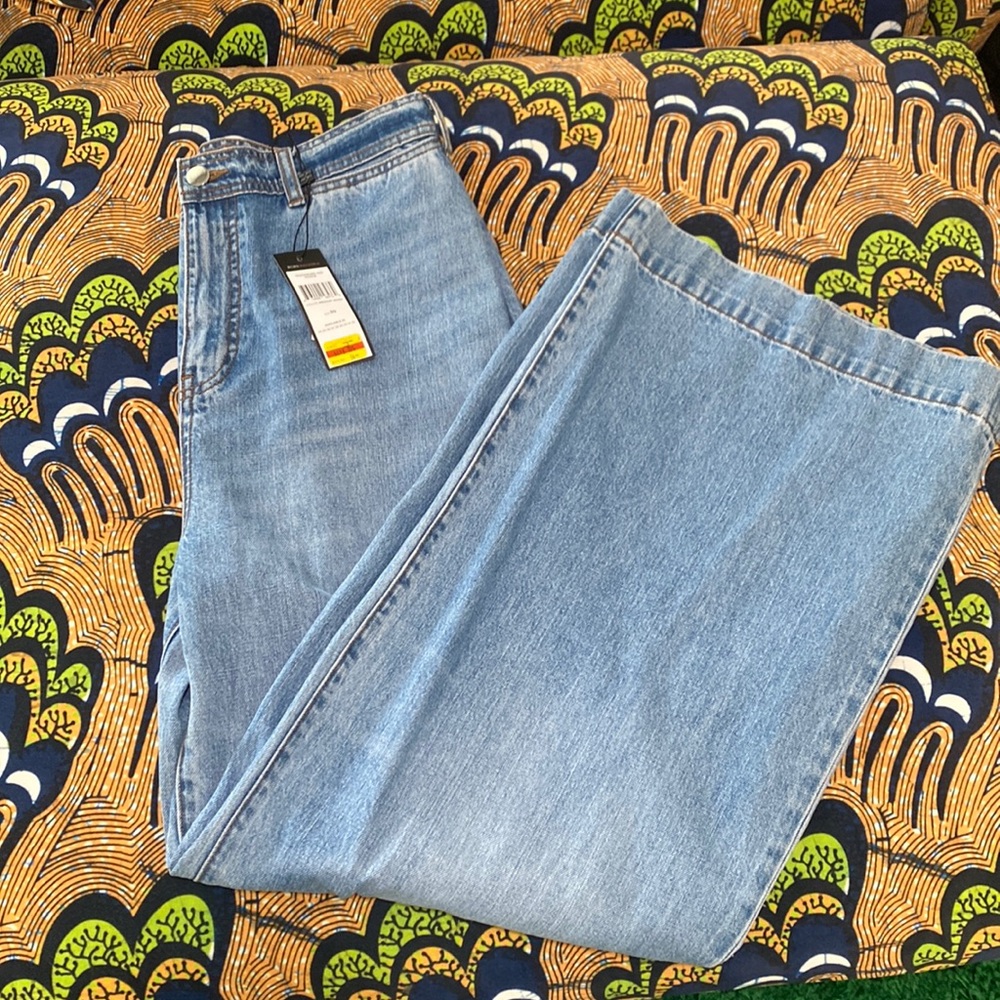 NWT BCBG high waist, wide leg denim trousers